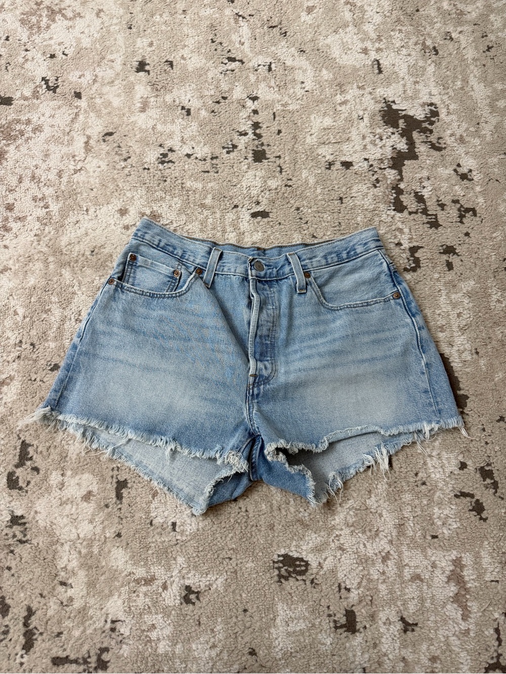 Levi’s 501 Blue Denim Cutoff Shorts Size 32